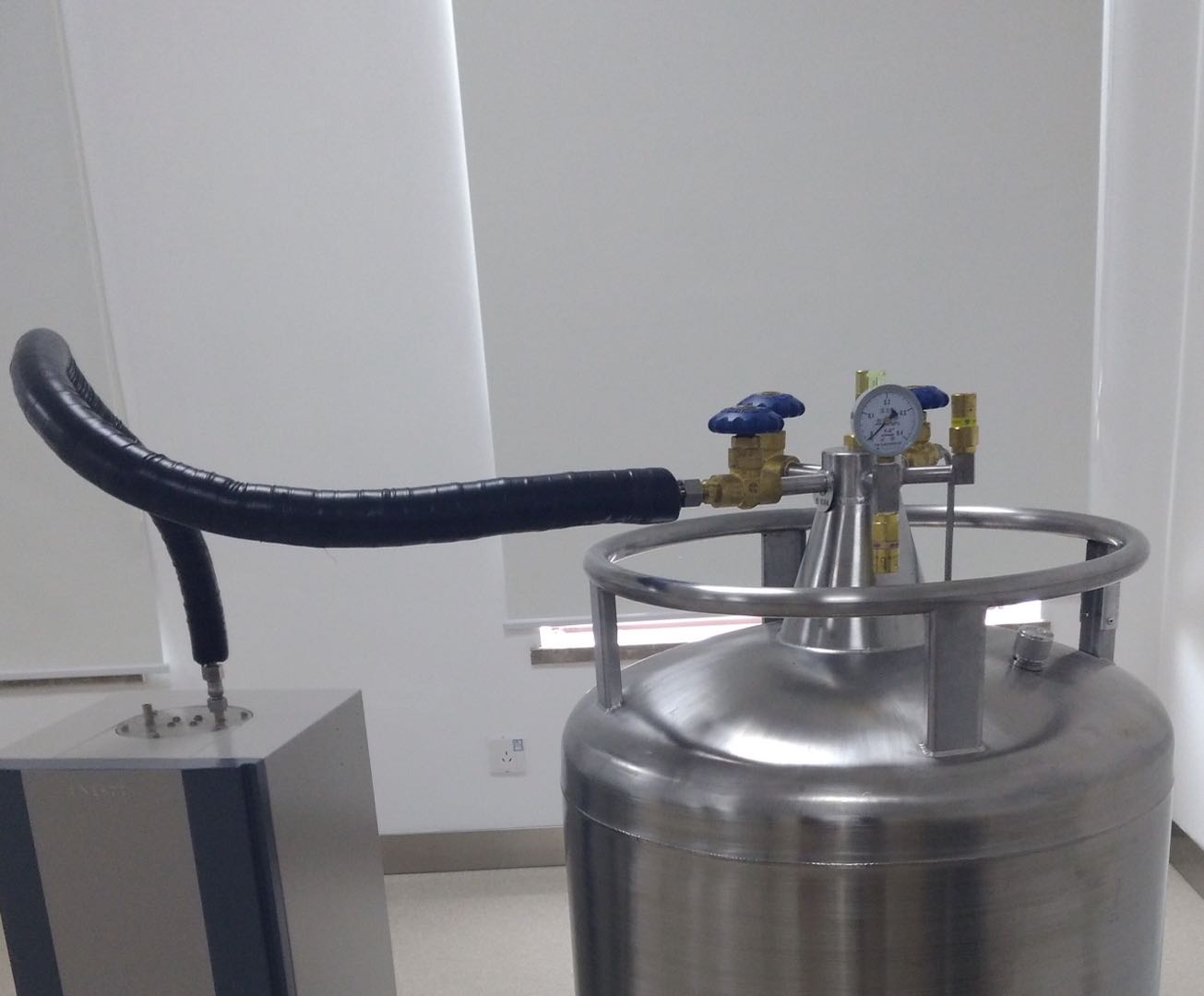 1-201016144504113.jpg 1-201016144504113.jpg